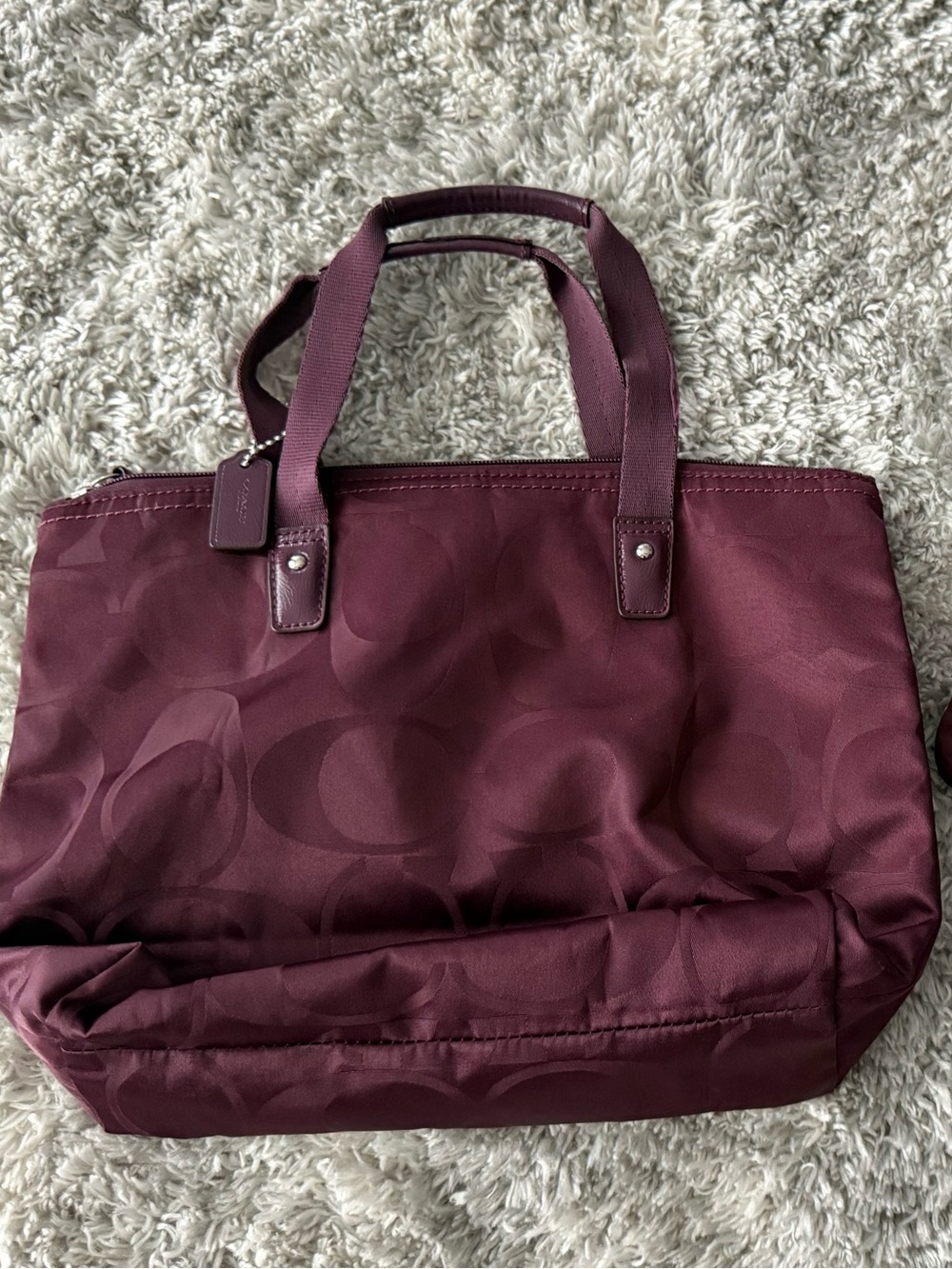 SOLD ON Ⓜ️ Coach Wine Jacquard Tote with Matching Zip Pouch